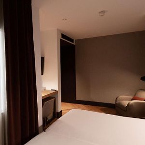 Gasten Kamer met een King Size Bed